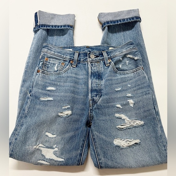 Levis Womens 501 Original Fit Selvedge Distressed High Rise Straight Fit Jeans - Picture 3 of 14